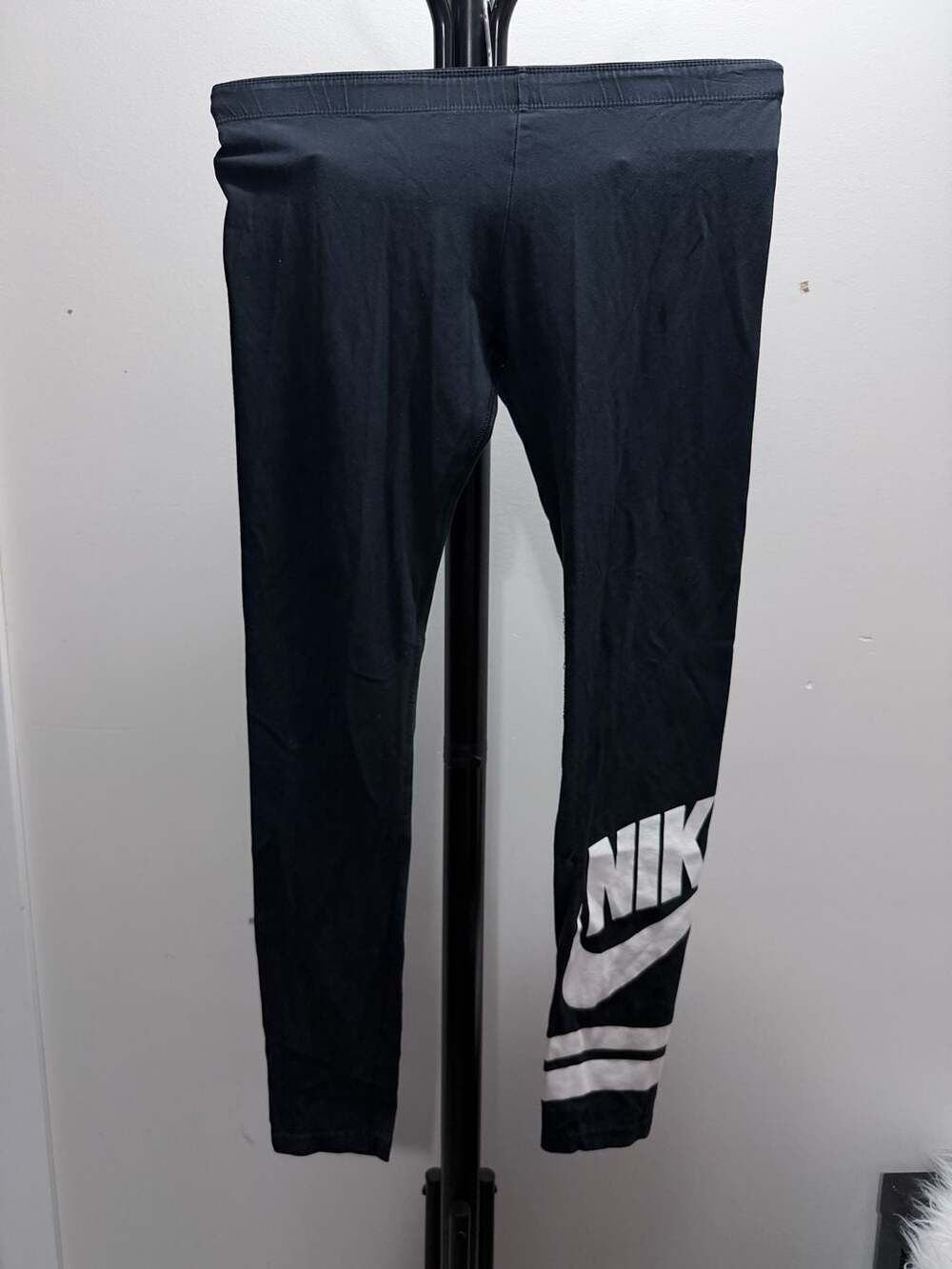 Nike Sportswear Girls' youth Graphic Logo Leggings 939447-010